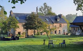 L'Eau Qui Dort - Chambres Et Tables D'Hotes